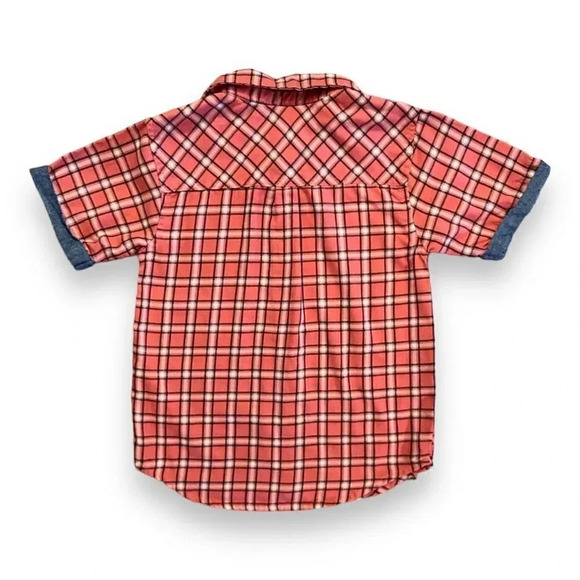Ben Sherman | Boys Short Sleeve Plaid Button Down (5) - Picture 4 of 5